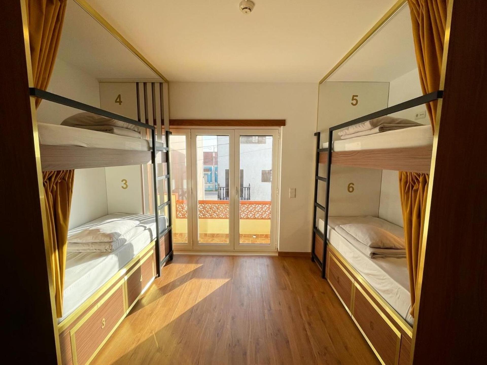 33 Hostel Baleal Exterior photo